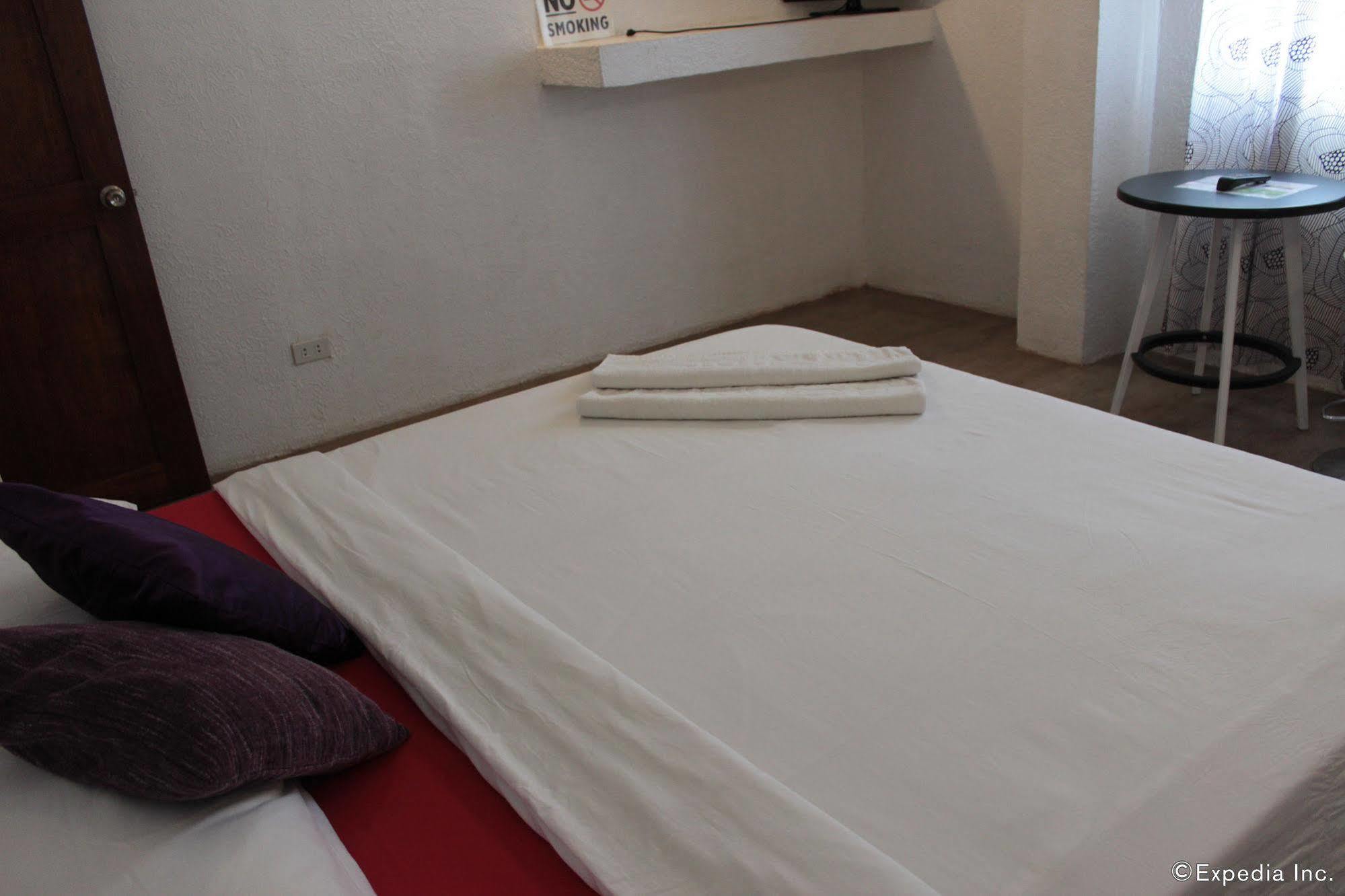 Sea Horse Guest House Coron Exterior foto